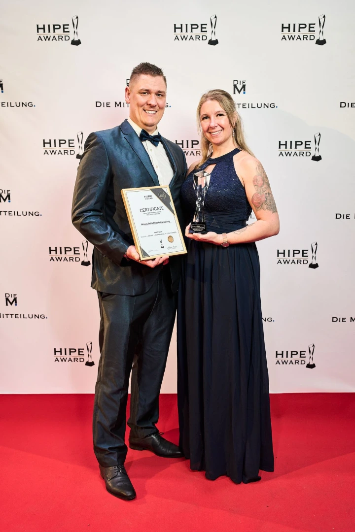 Rössig Schädlingsbekämpfung erhält HIPE AWARD – Kammerjäger Norderstedt ausgezeichnet Auszeichnung von Rössig Schädlingsbekämpfung aus Norderstedt mit dem HIPE AWARD – Kammerjäger bei Preisverleihung
